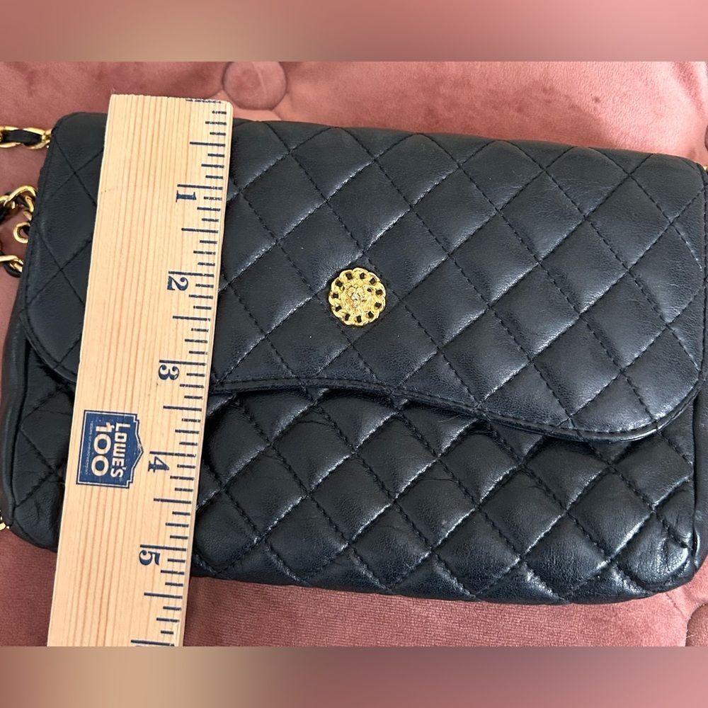 Fion Quilted Black Crossbody Black Bag EUC - Picture 8 of 10